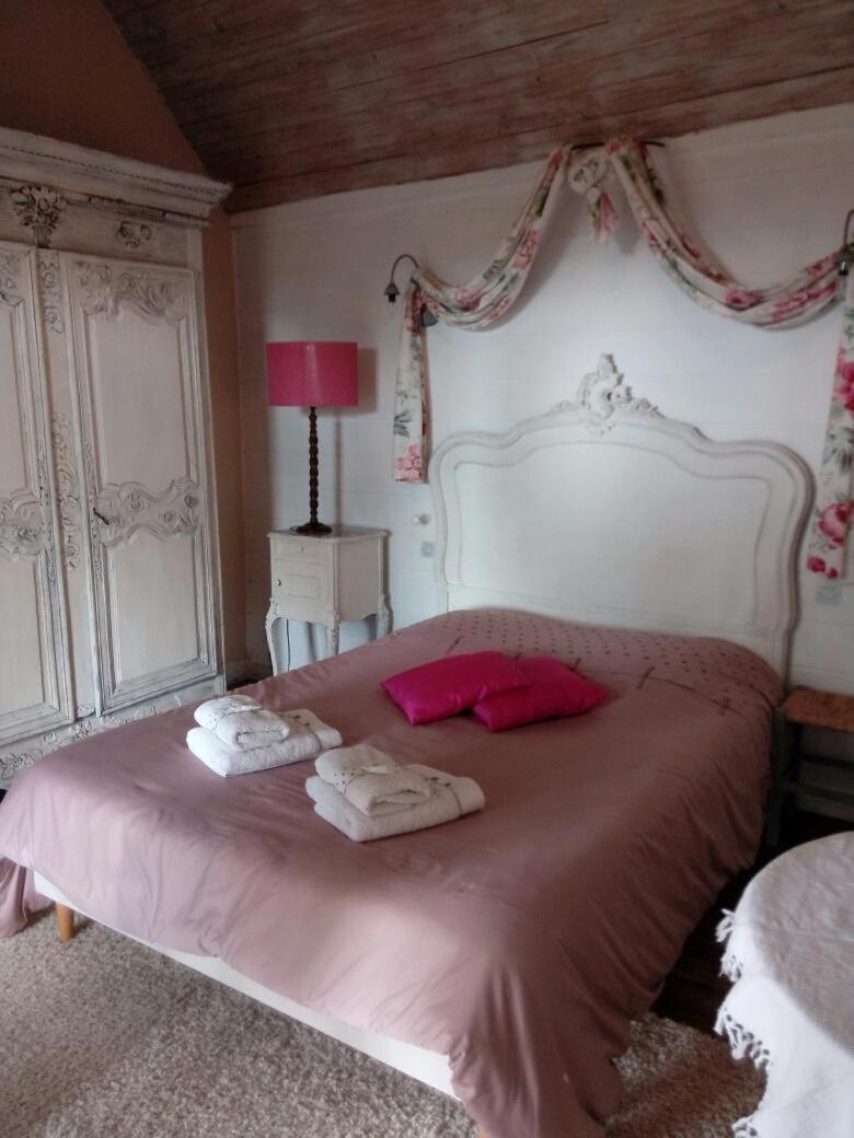 Domaine Du Mont Scolan Bed and Breakfast Montgardon Eksteriør billede