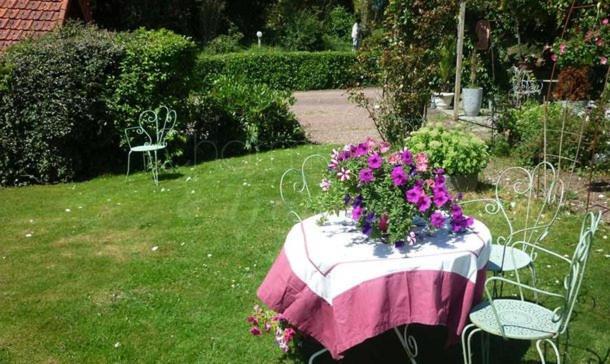 Domaine Du Mont Scolan Bed and Breakfast Montgardon Eksteriør billede