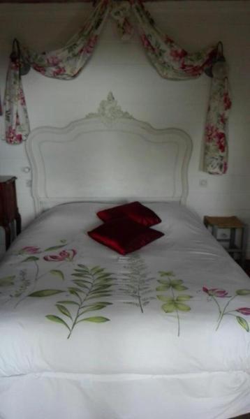 Domaine Du Mont Scolan Bed and Breakfast Montgardon Eksteriør billede